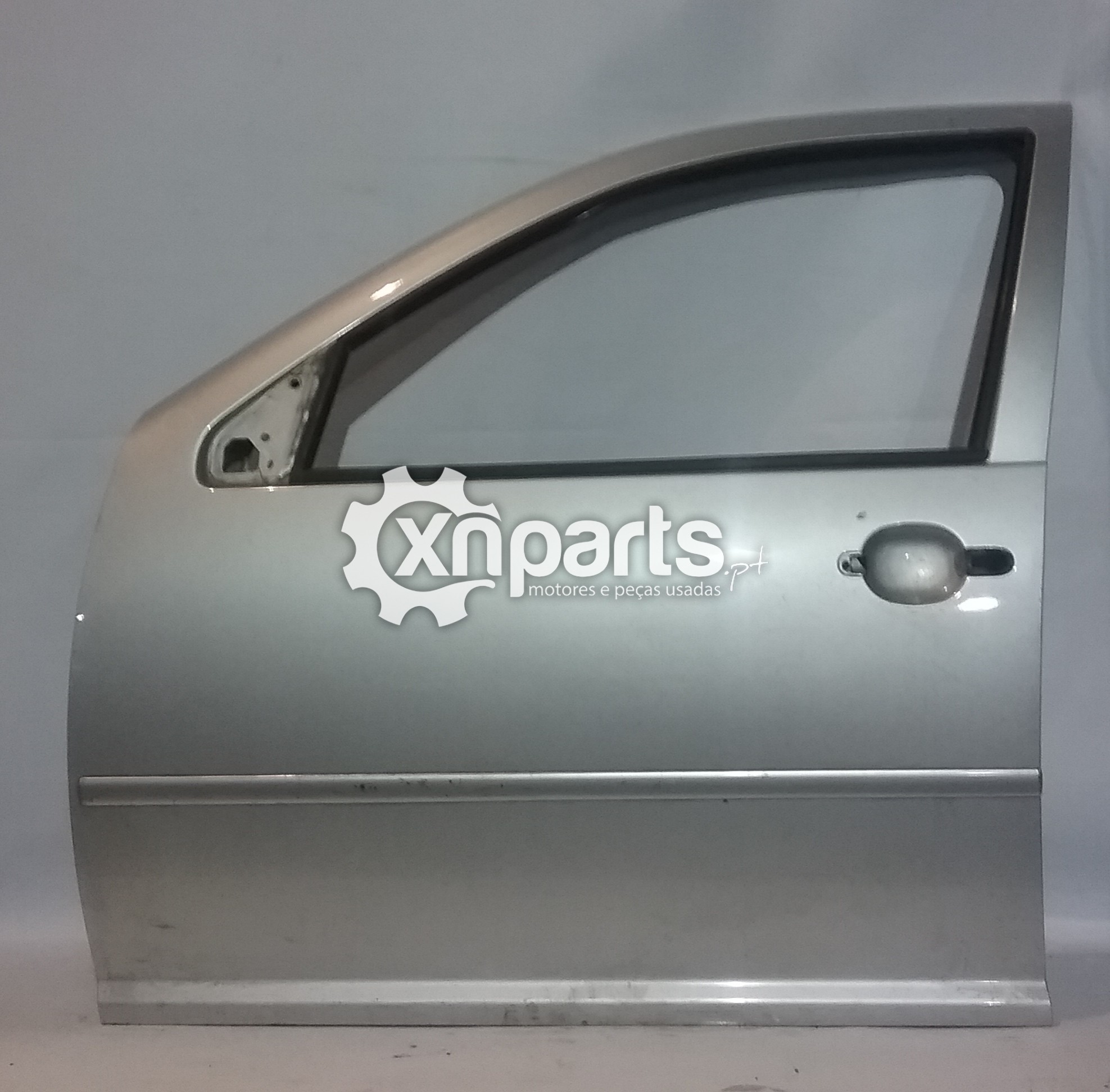 Peças - Porta Frente Esq Vw Golf Iv 5 Portas 1997 - 2005 Cinza Prata