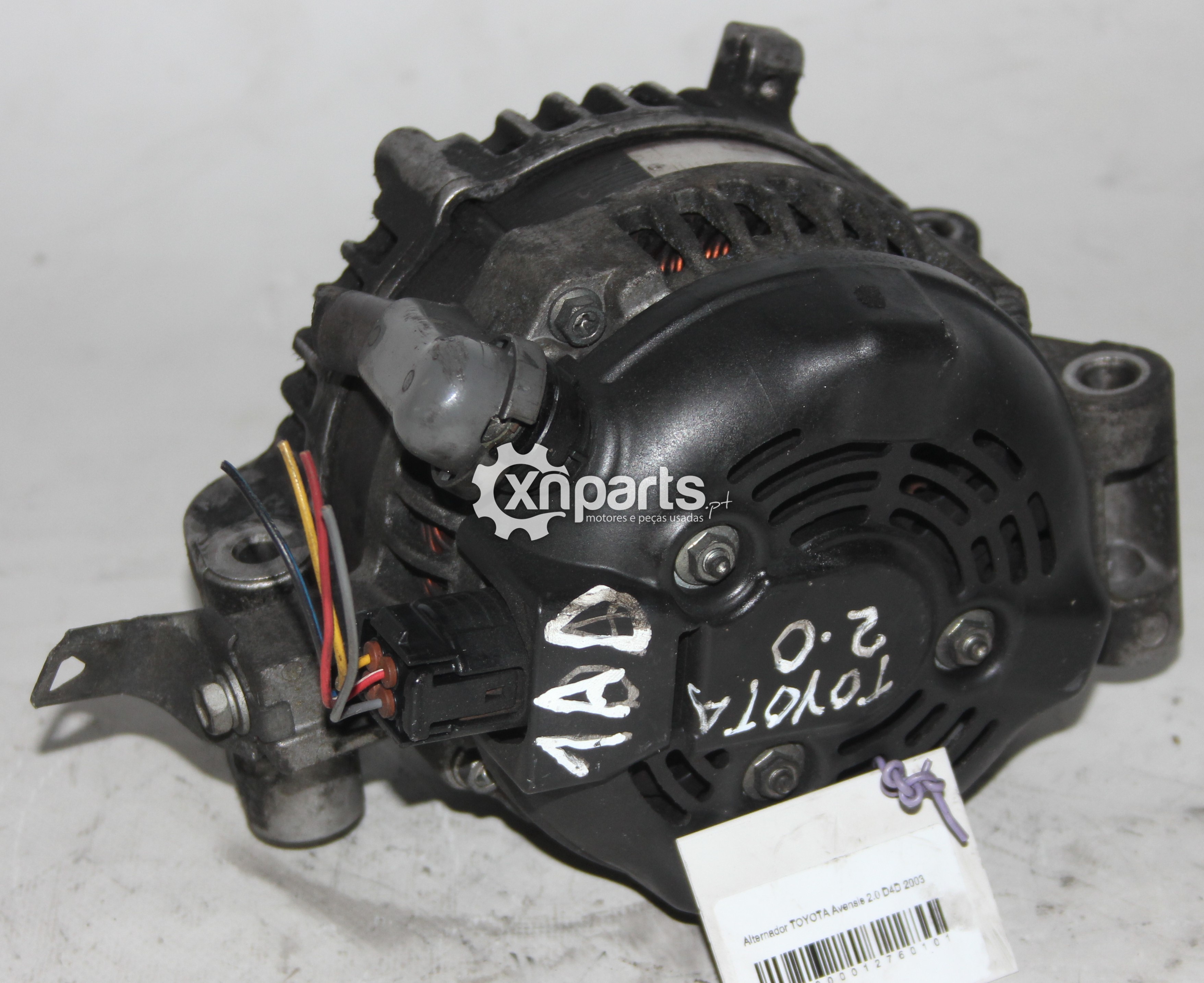 Peças - Alternador Usado Toyota Avensis (_T25_) 2.0 D-4D Ref. 27060-