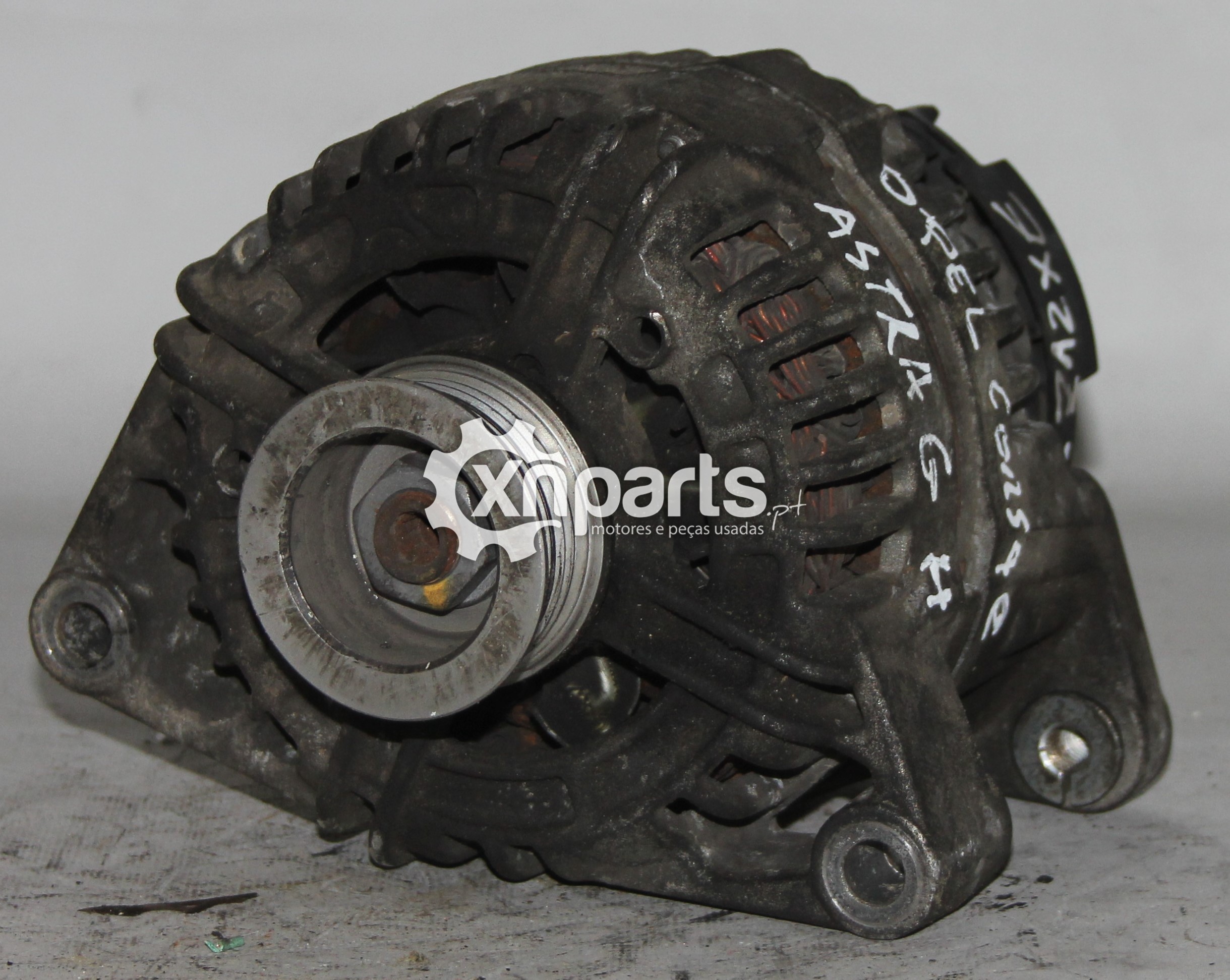 Peças - Alternador Opel Corsa C 1.2 2000 - 2009 Usado