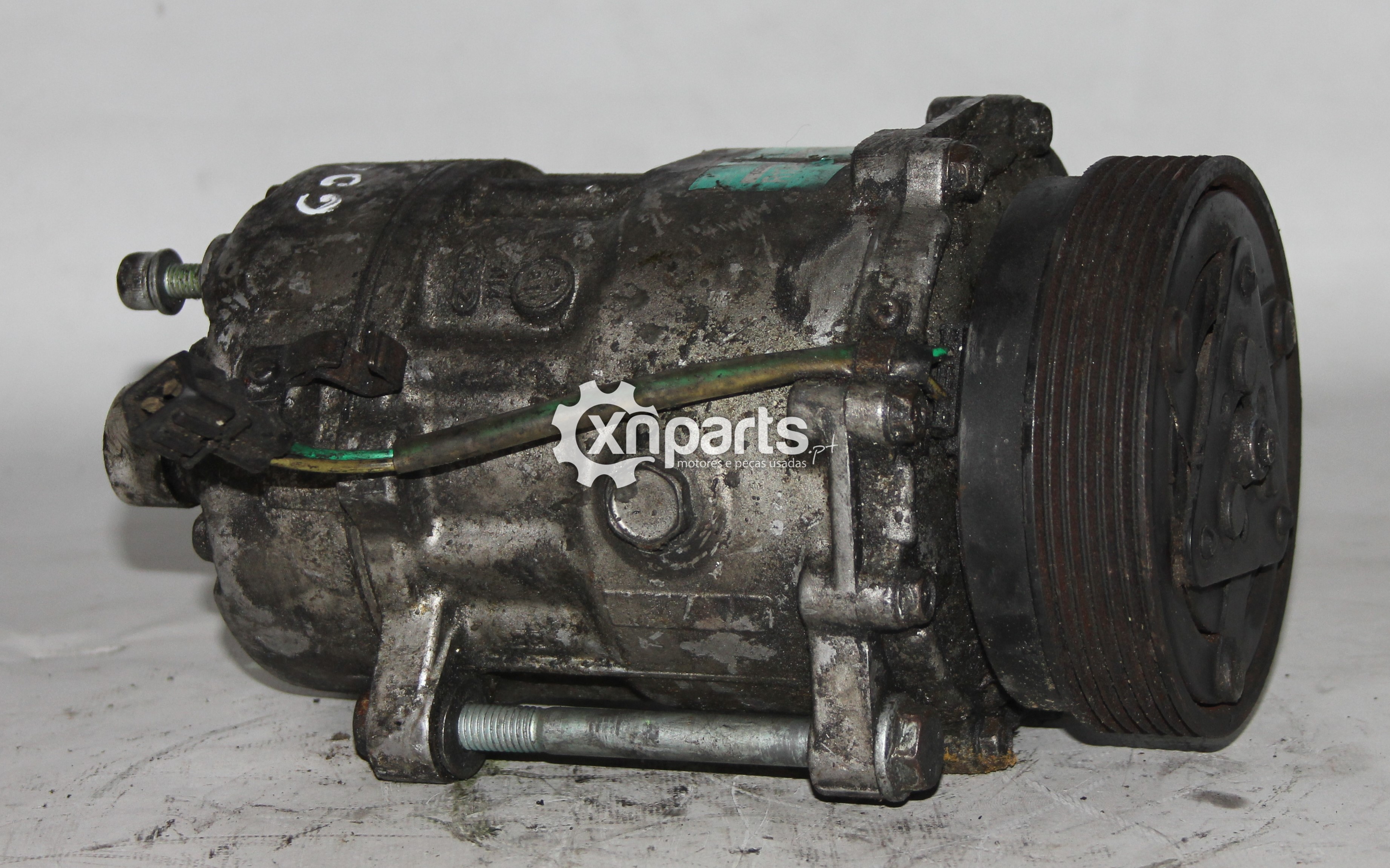 Peças - Compressor De Ar Condicionado Vw Golf Iv Variant 1.9 Tdi 05.