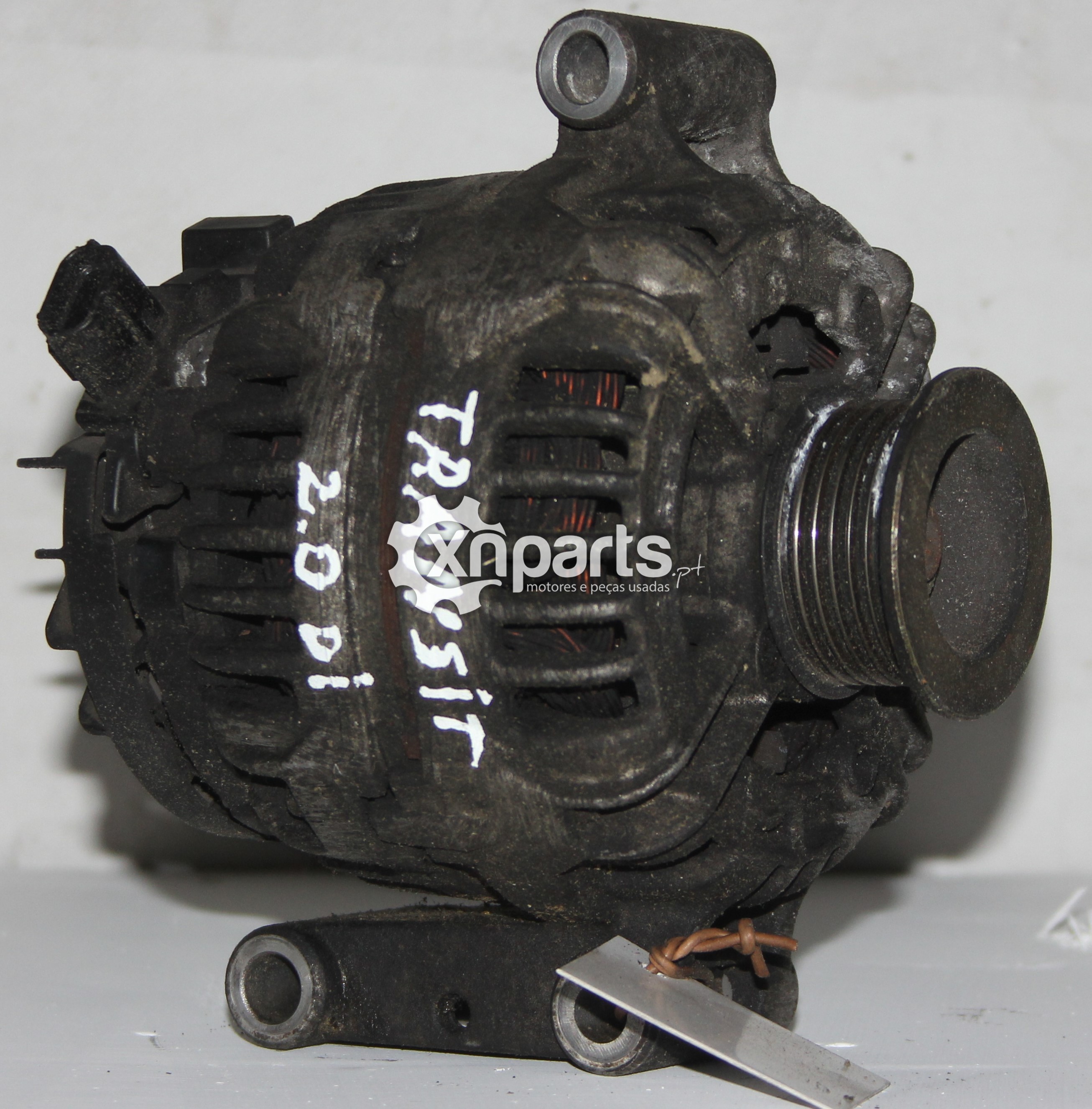 Peças - Alternador  Usado Ford Transit (Fa_ _) 2.0 Di Ref. 0 124 415