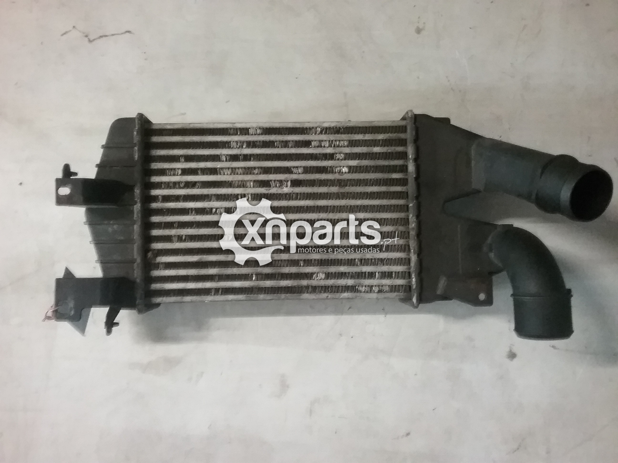 Peças - Intercooler Opel Astra H  Zafira B 2004 - 2014 Usado