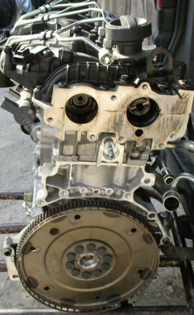 Peça - Motor Volvo S80 Ii (124) D3 | 05.12 -  Usado Ref. D5204t7