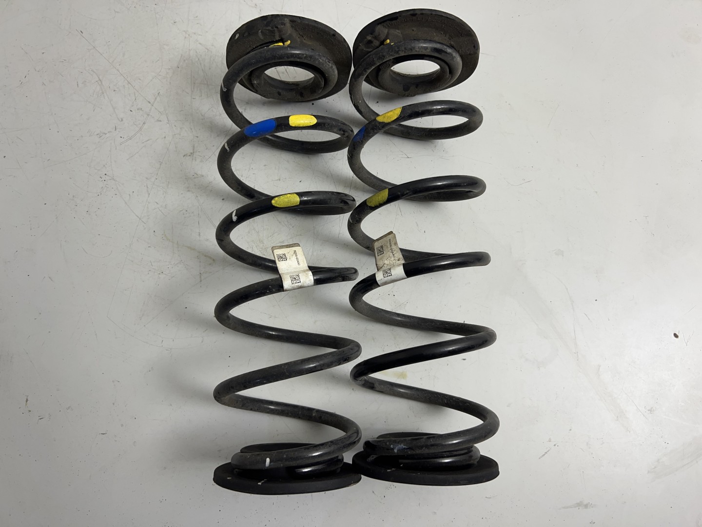 Peças - Conjunto Molas Suspensão Trás Usado Hyundai I20 Iii Ref. 553