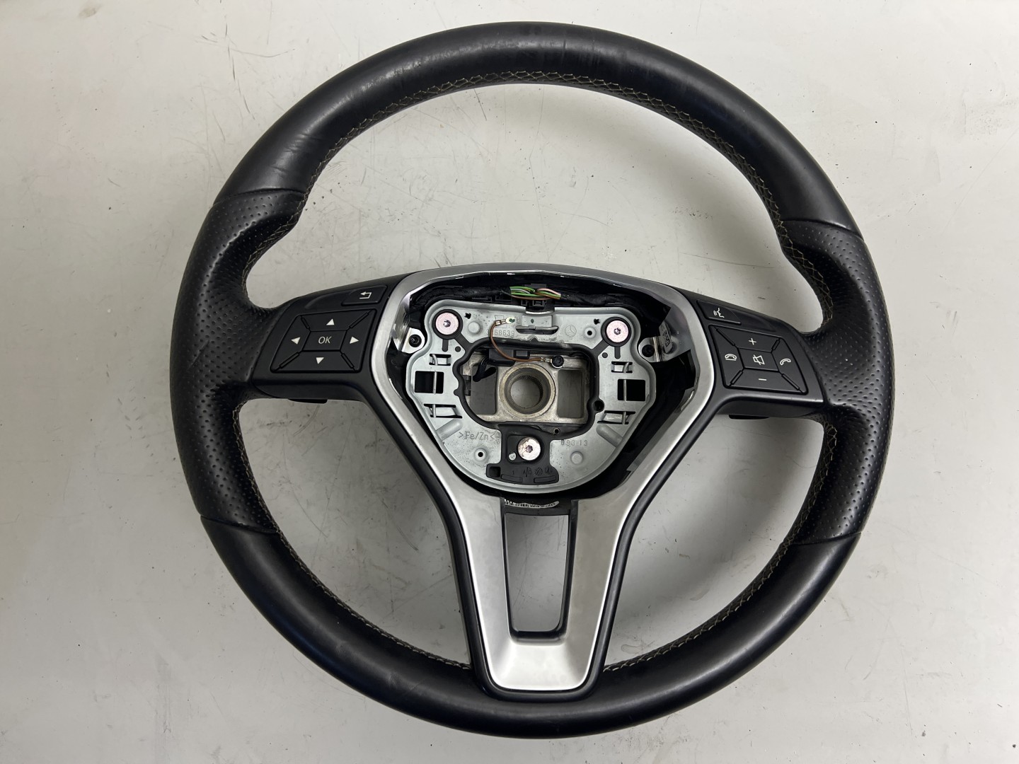 Peças - Volante Com Patilhas Usado Mercedes-Benz B-Class (W246, W242