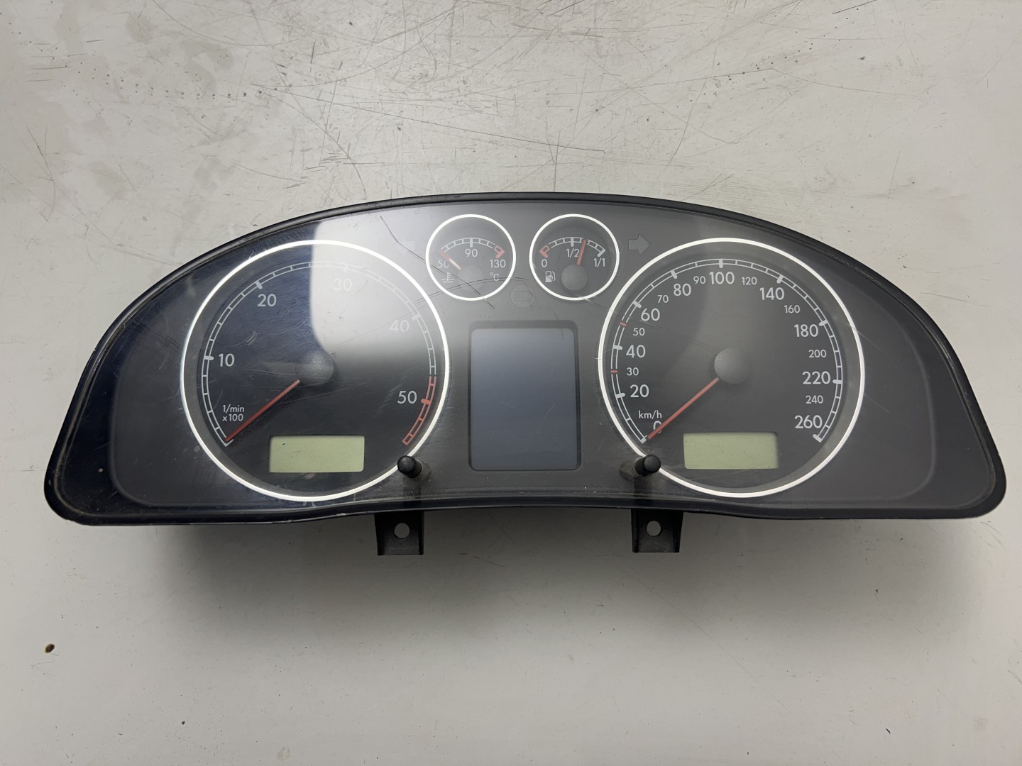 Peça - Painel De Instrumentos Vw Passat 1.9 Tdi 11.00 - 05.05 Usado