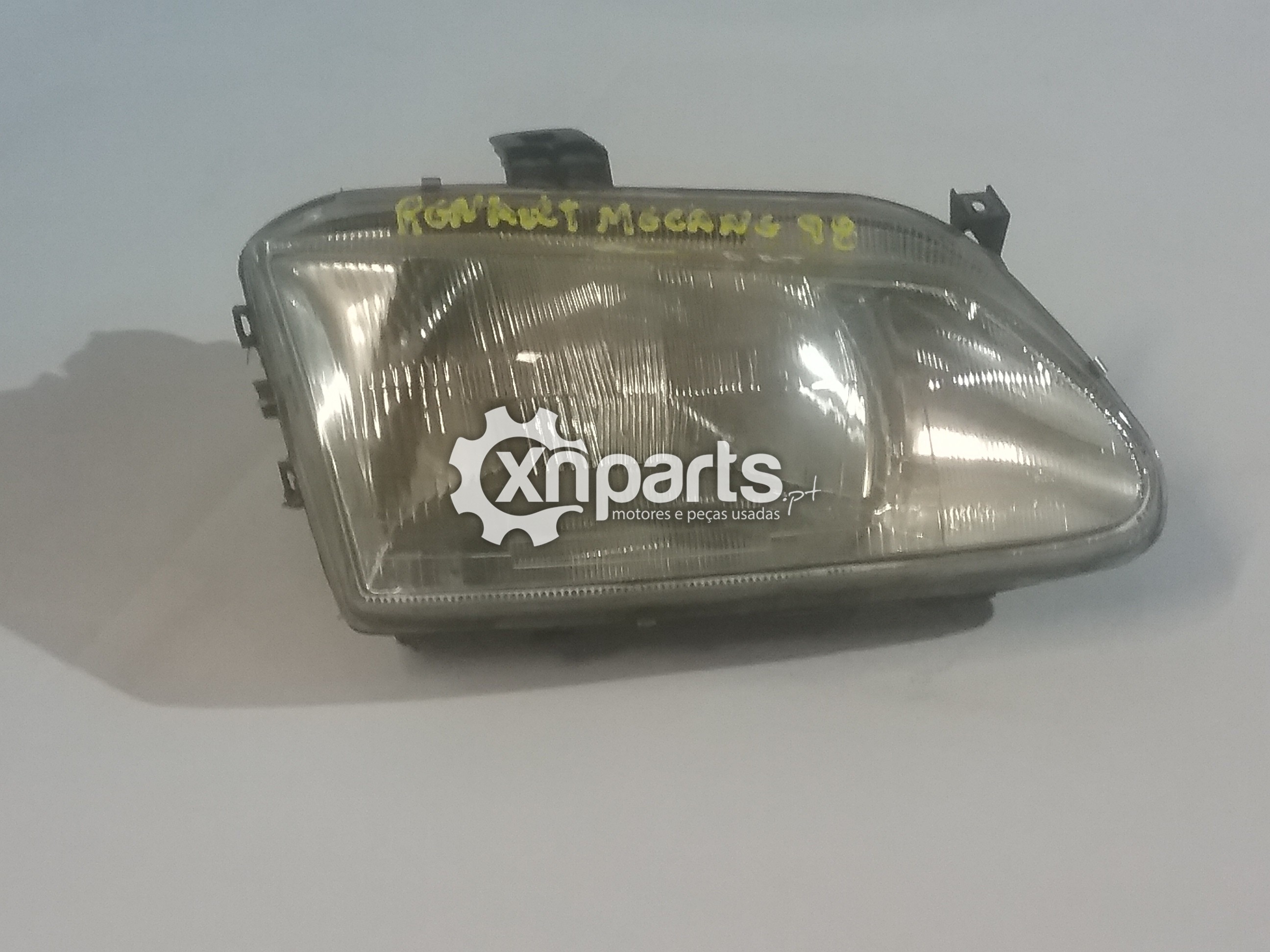 Peças - Farol Normal Frente Dto Renault Megane I 1995 - 2004 Usado