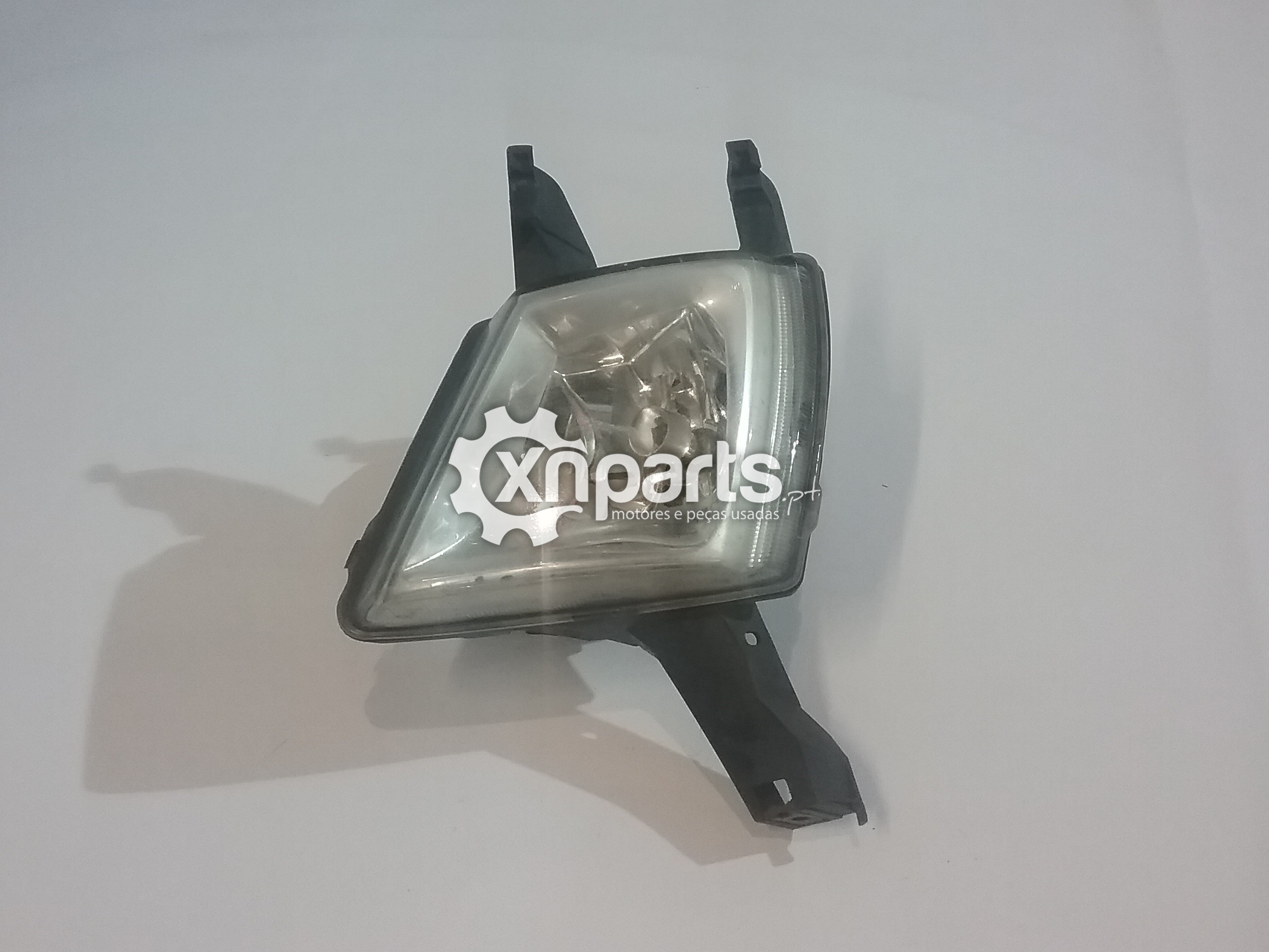 Peças - Farol Nevoeiro Frente Esq Peugeot 407 Sw 05.2004 - ... Usado